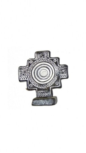 stone- carving-lime-Andean-cross-2995